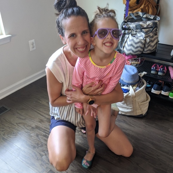 Meet your Posher, Catherine - Picture 1 of 1